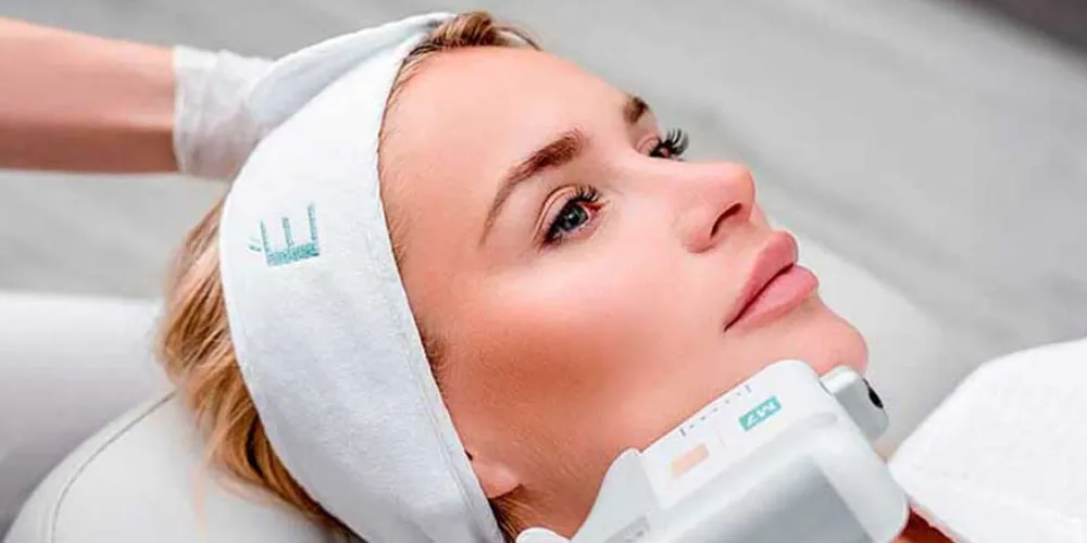 قیمت یک جلسه هایفوتراپی در اصفهان (1404) چقدر است؟💰 تعرفه و قیمت هایفوتراپی در اصفهان