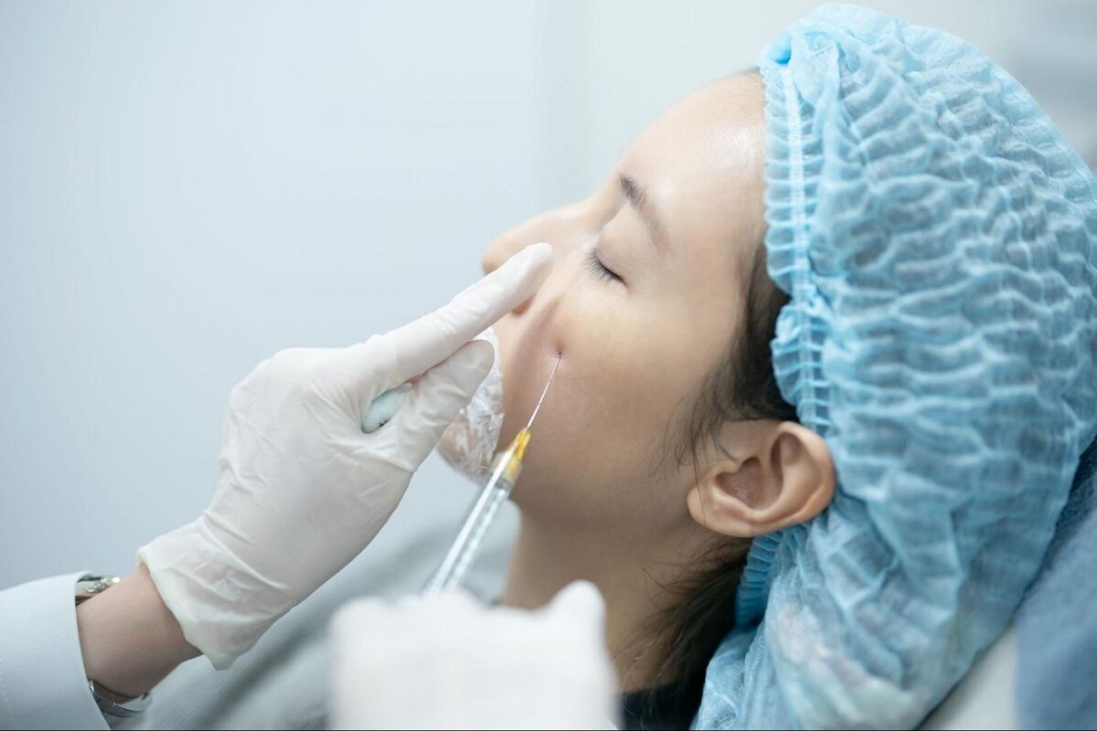 بهترین مرکز مزوتراپی زیر چشم اصفهان و قیمت انجام این خدمات