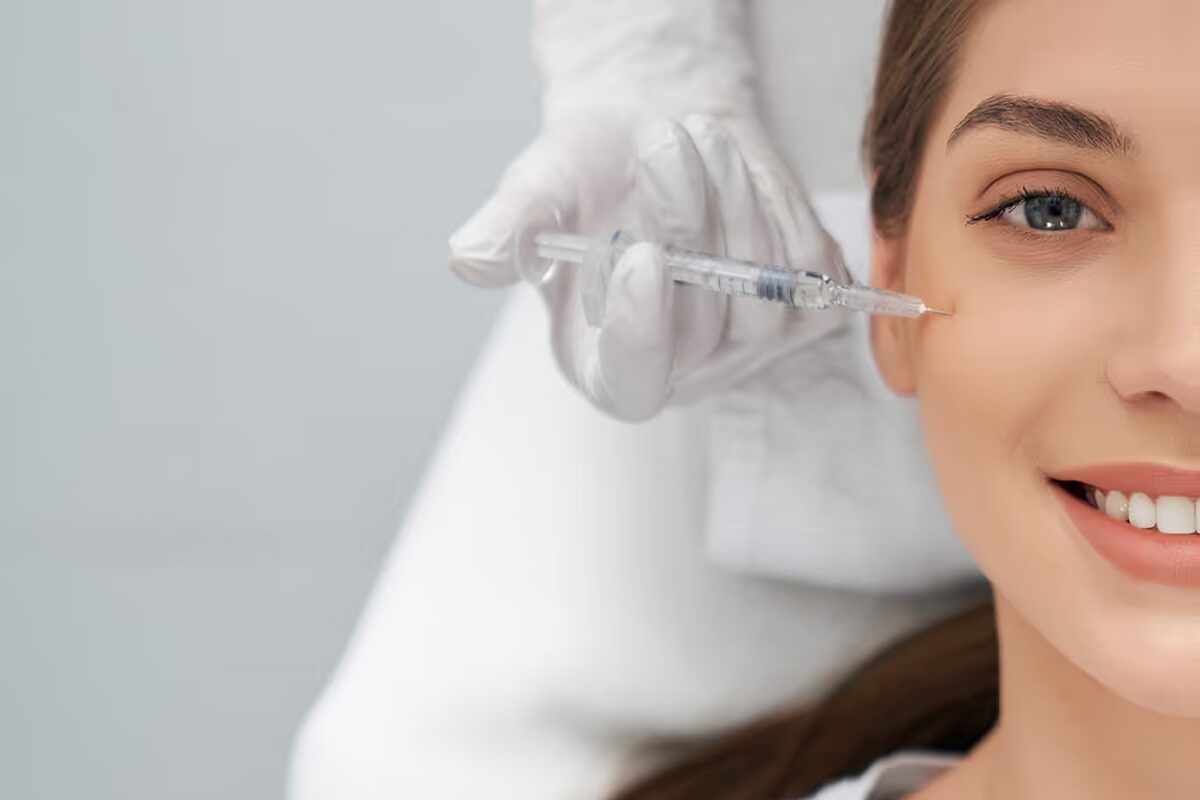 تزریق مزوژل و اسکین‌بوستر در اصفهان